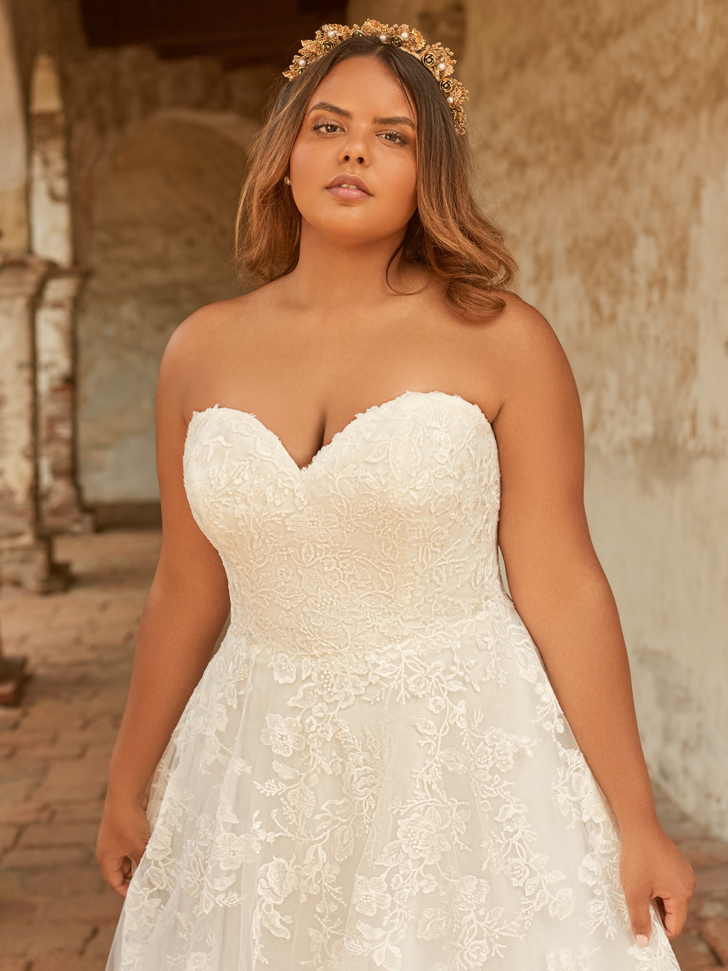 Maggie-Sottero-Rousseau-A-Line-Bridal-Gown-22MS528B01-Alt4-IV-Curve