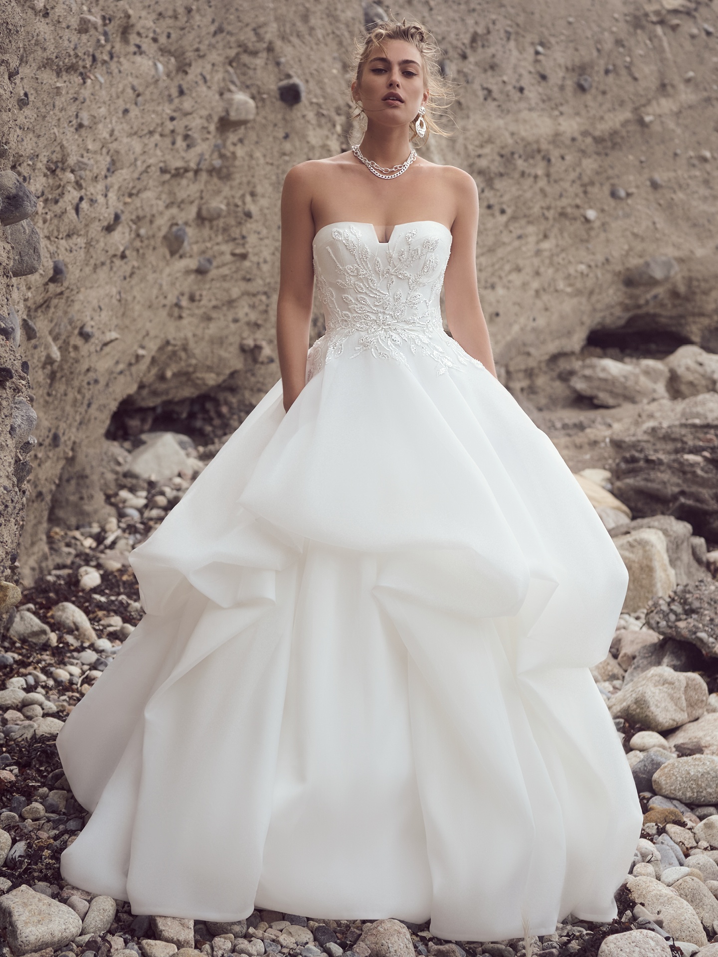 Sottero-and-Midgley-Italiana-Ballgown-Wedding-Dress-23SW075A01-PROMO7-IV
